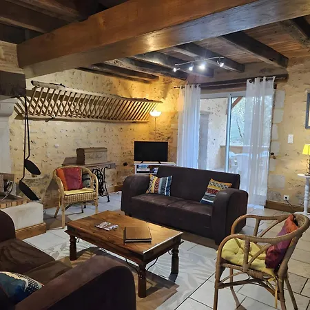 Дом отдыха Le Refuge Des Oiseaux Lusignan
